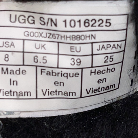 UGG Bailey Bow II - Picture 8 of 9